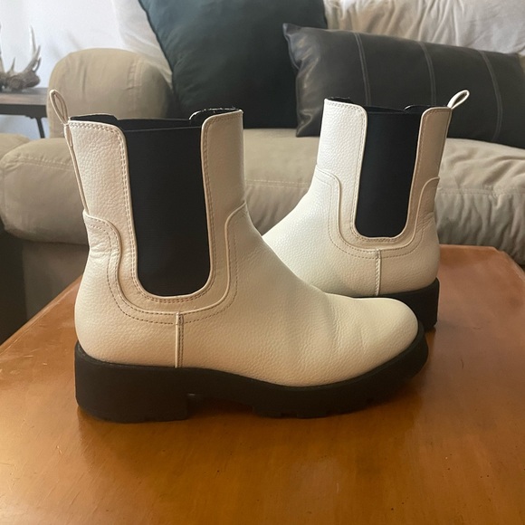 White Ankle Boots with Black Soles - Picture 1 of 6